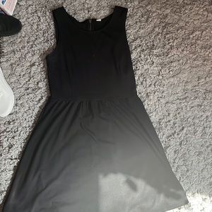 Black knee length dress size L